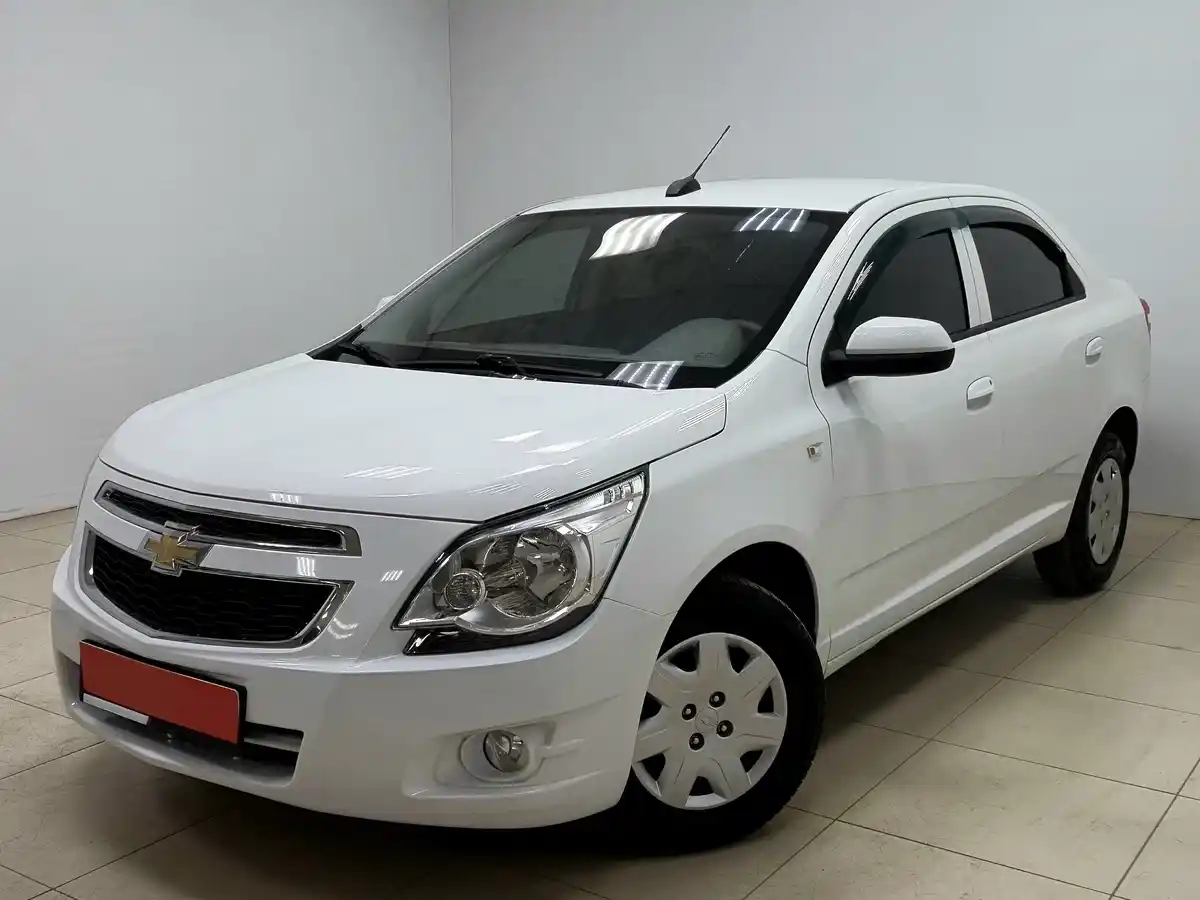 Chevrolet Cobalt купить по цене от 530 000 рублей